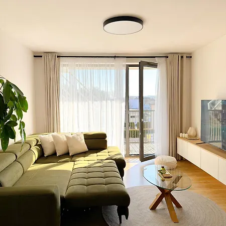 A1 Severna Apartment, Near Center, Free Parking *